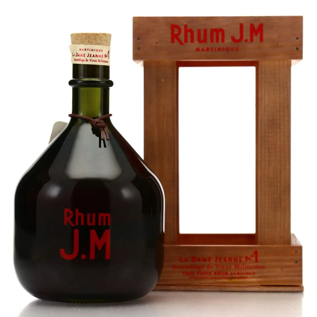 Image of the front of the bottle of the rum La Dame Jeanne Numéro 1