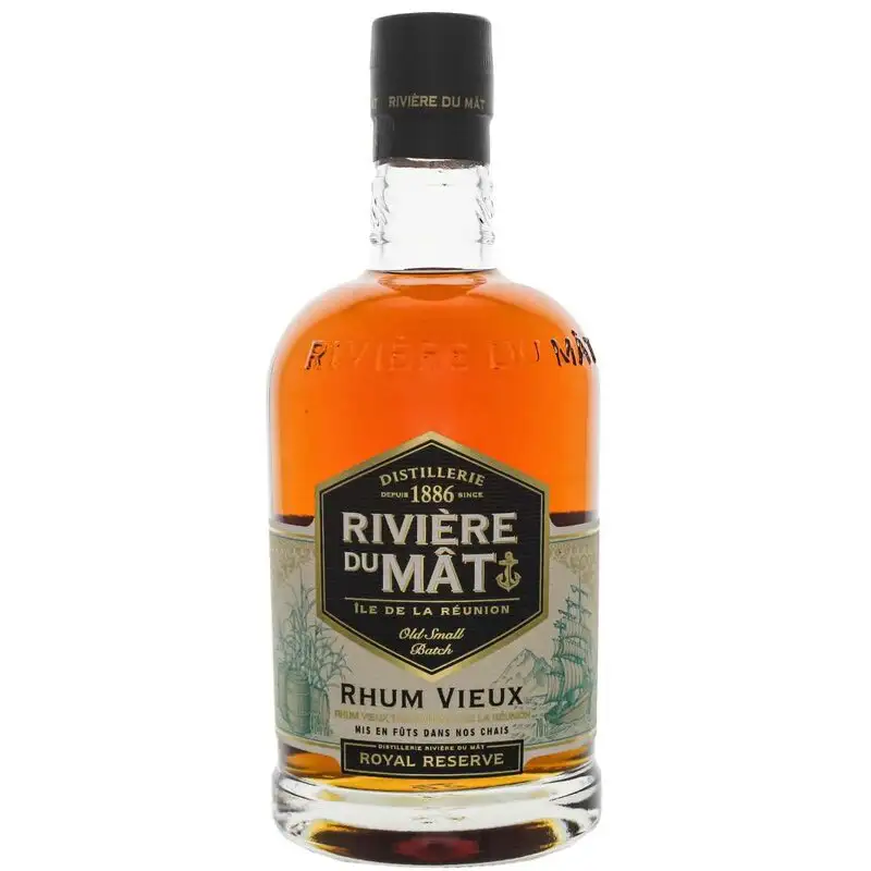 Image of the front of the bottle of the rum Royal Réserve