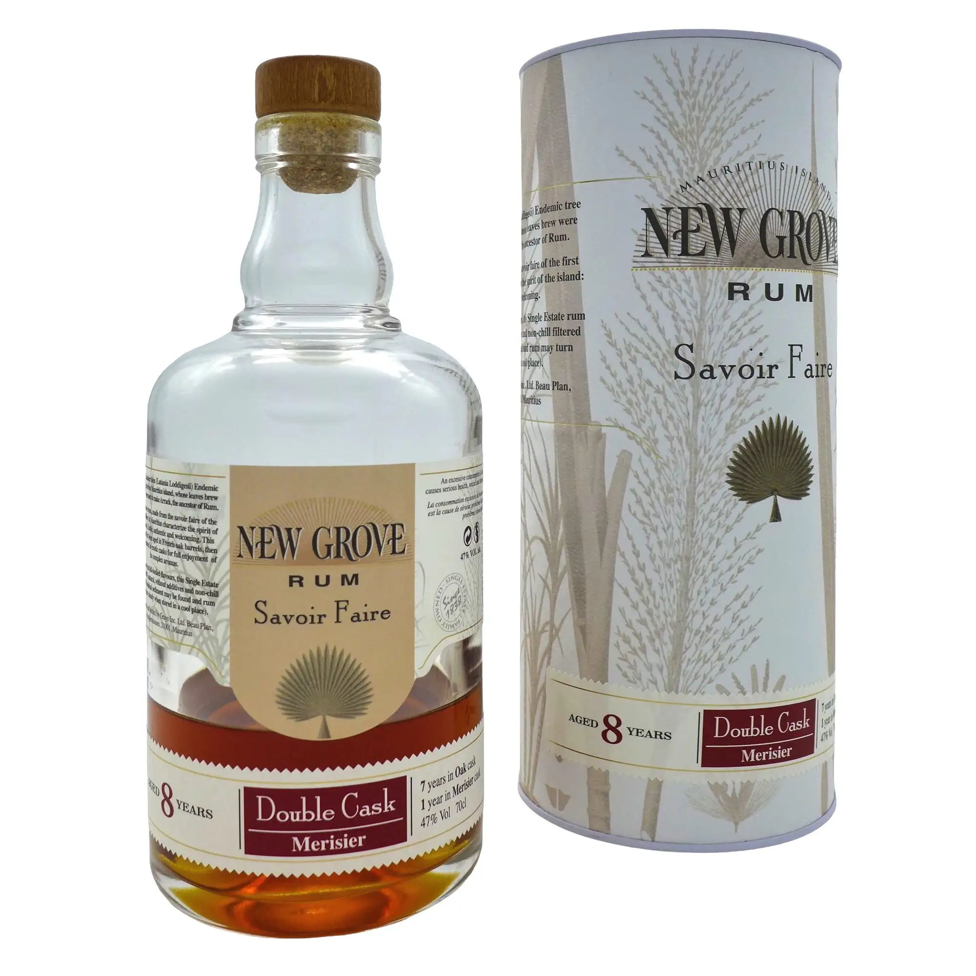 Image of the front of the bottle of the rum New Grove Savoir Faire Double Cask Merisier